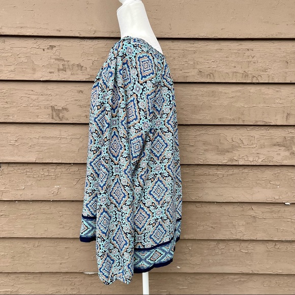 ☀️☀️☀️ 4/$20 Gap tie smock blouse with geometric pattern - Picture 3 of 6